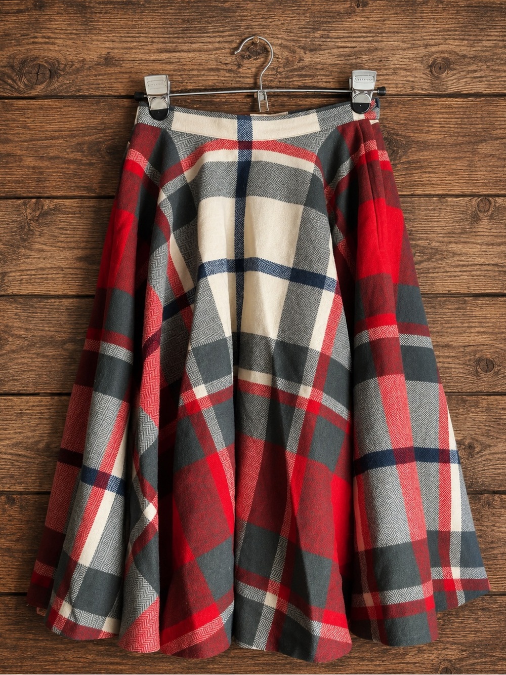 Pendleton Women Skirt Red Grey Blue Plaid Size Small Vintage Wool A-Line Swing